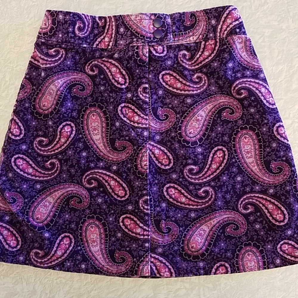 GYMBOREE paisley print skirt, size 7